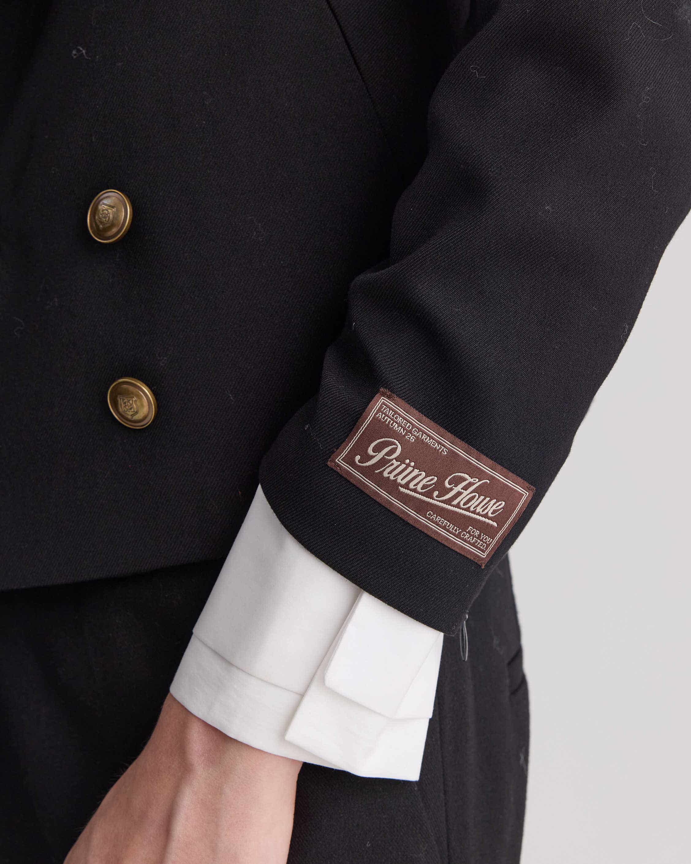 Blazer Essence