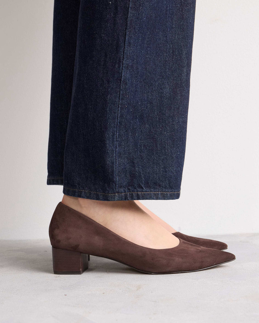 Stiletto Alanis en cuero nobuk