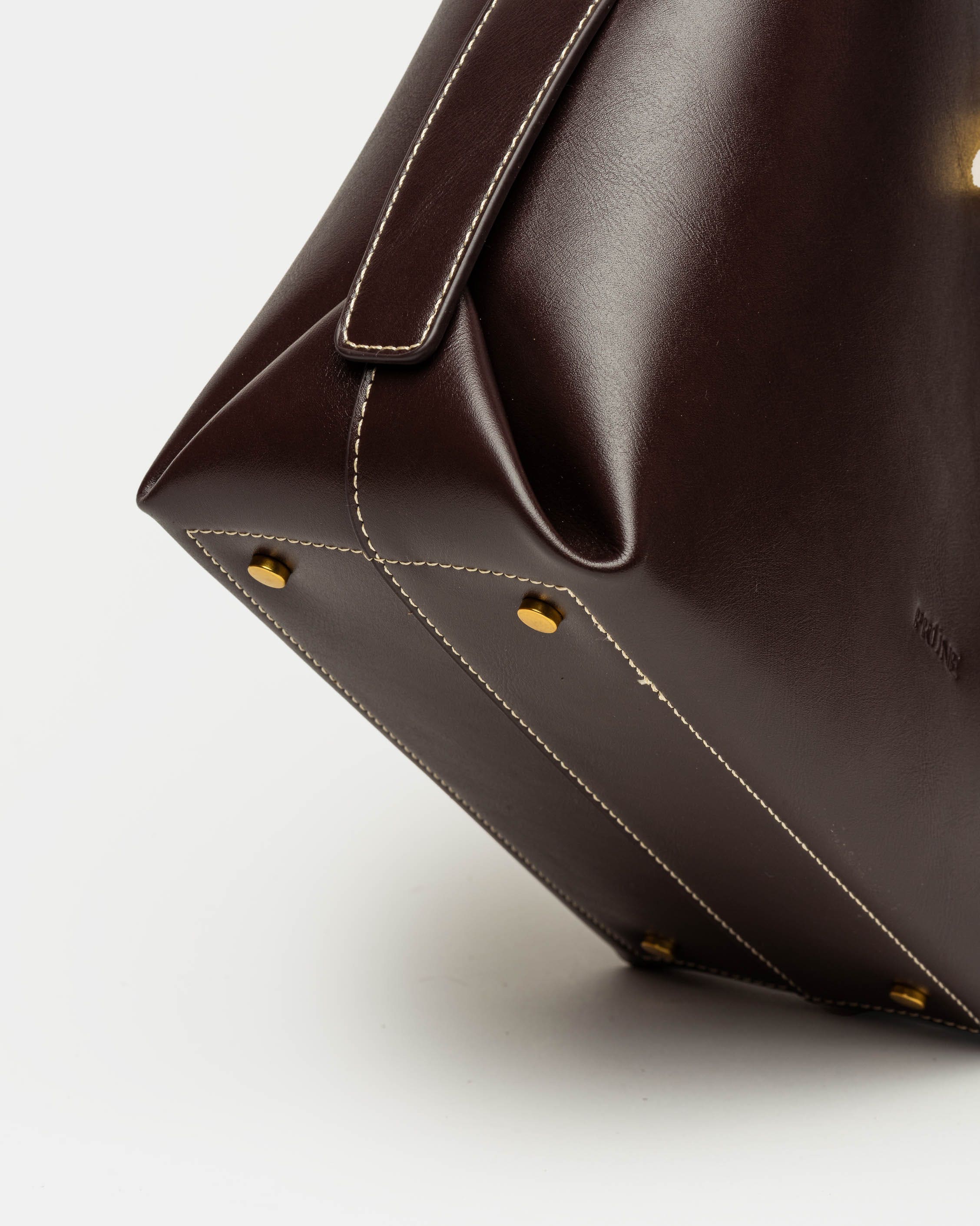 Cartera al hombro The Lock en efecto cuero liso