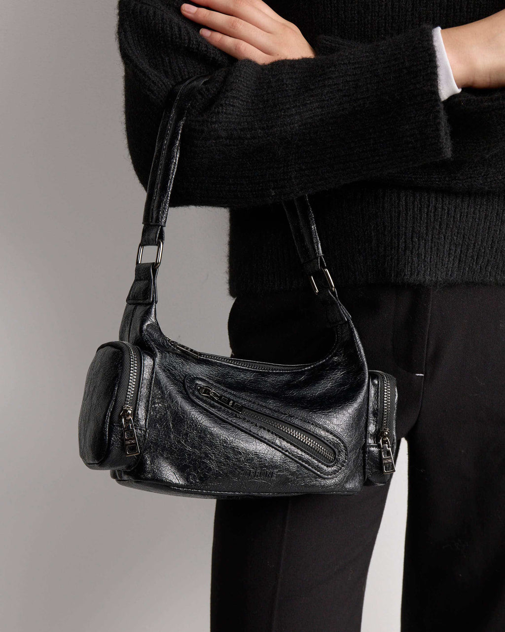 Cartera al hombro Kendall en efecto cuero arrugado