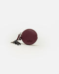 Llavero Charm Round en efecto cuero
