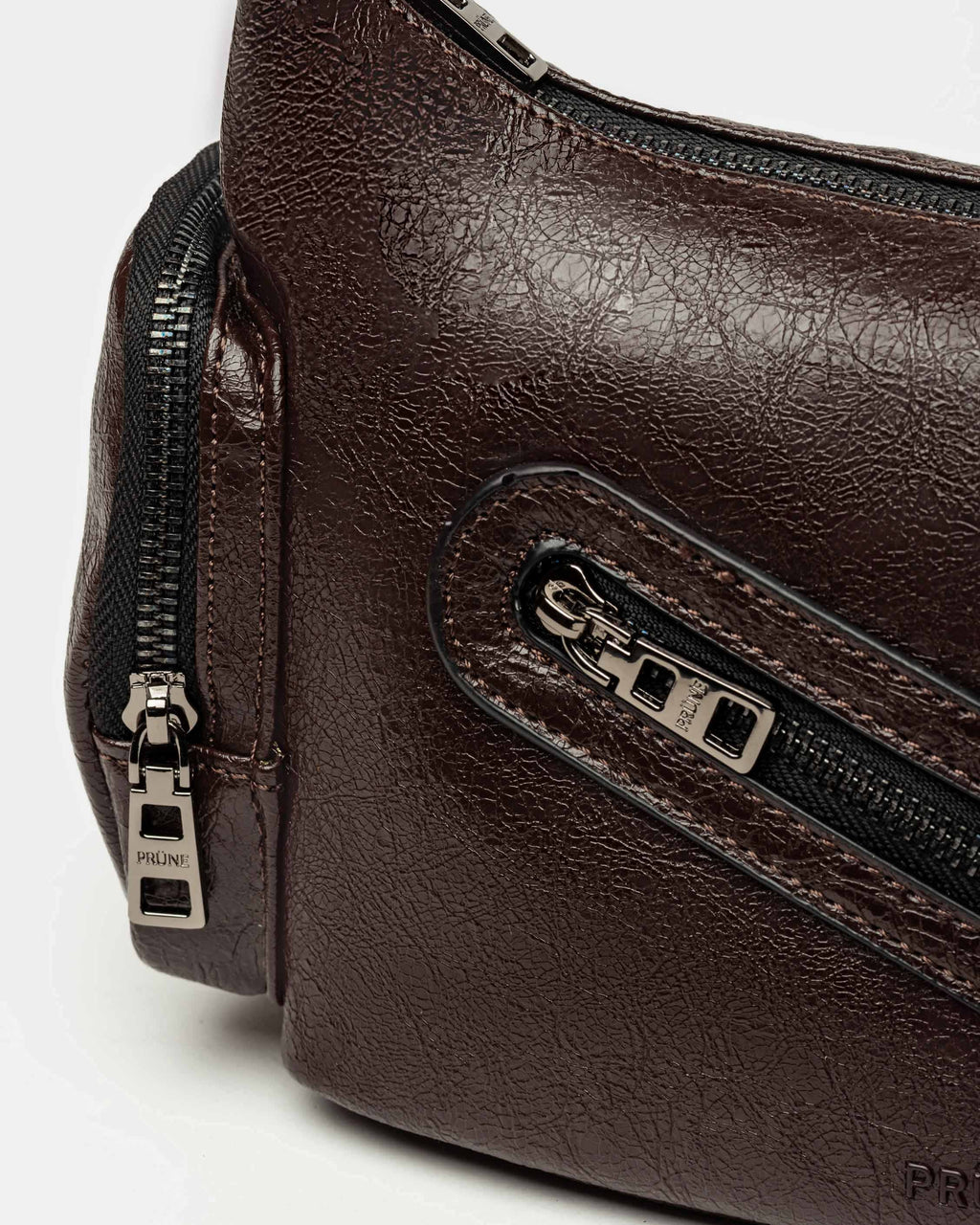 Cartera al hombro Kendall en efecto cuero arrugado